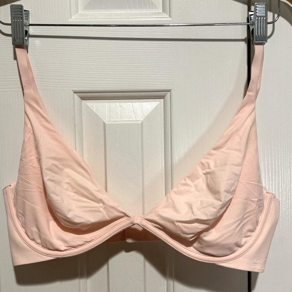 Victorias Secret Unlined Plunge Bra